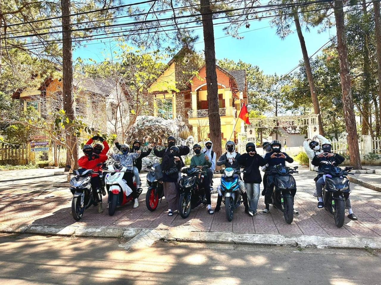 Vita Homestay Mang Den Kon Von Kla Exterior foto